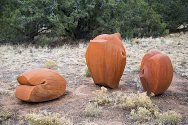 Tom Joyce forged high-carbon steel sculpture